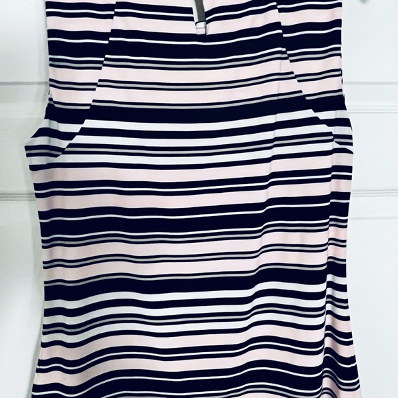 Tommy Hilfiger Sleeveless Blouse | Size:M - Picture 2 of 2